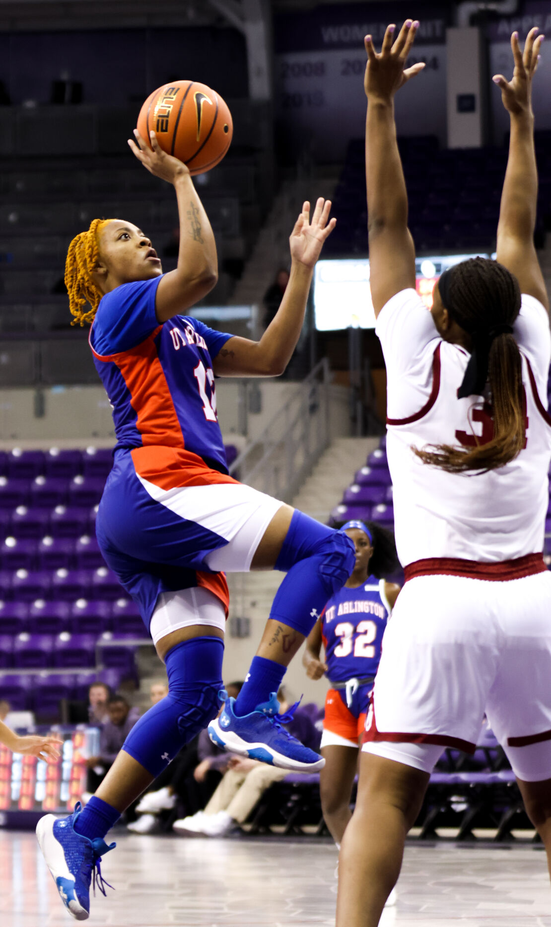 Lady Mavericks defeated by University of Oklahoma in close match